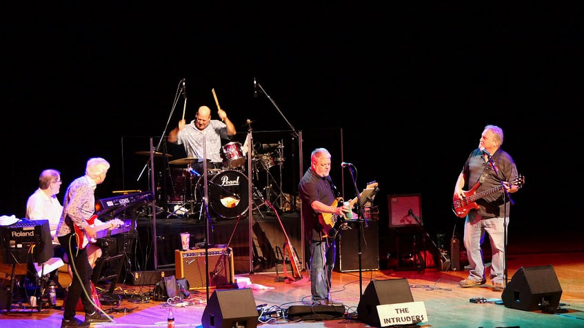 The Intruders Rocked HSV Woodlands Auditorium ⋆ Hot Springs