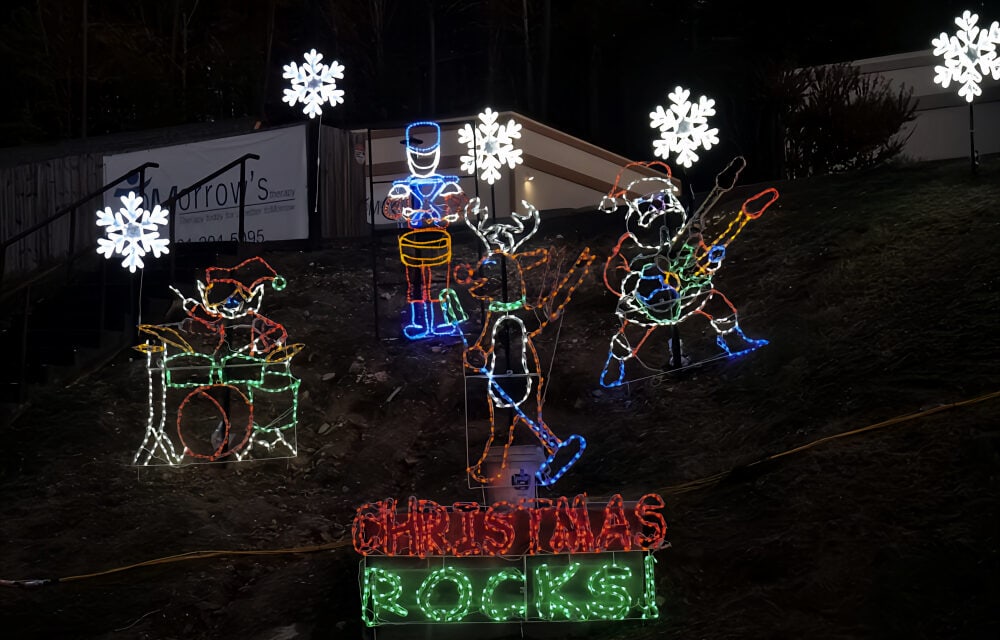 Hot Springs Village Sparkles: An Unforgettable Holiday Illumination